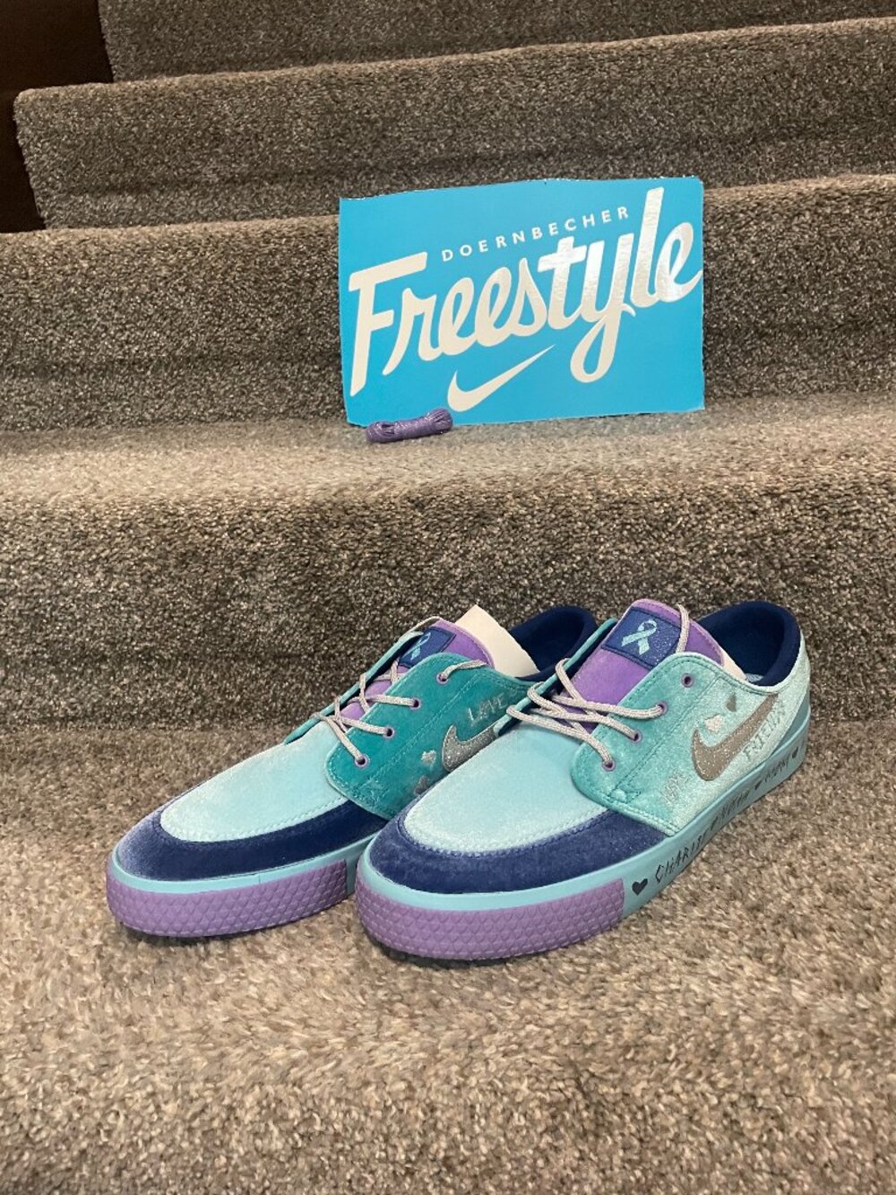 Nike SB x Doernbecher Freestyle 2019 Sneakers